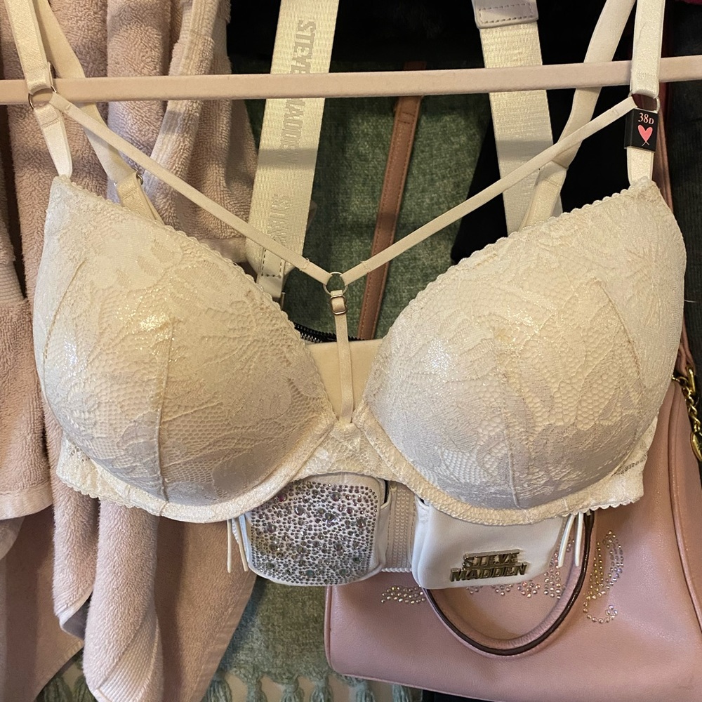 White Victoria Secret Sexy Lingerie Bra | NWT | 38D